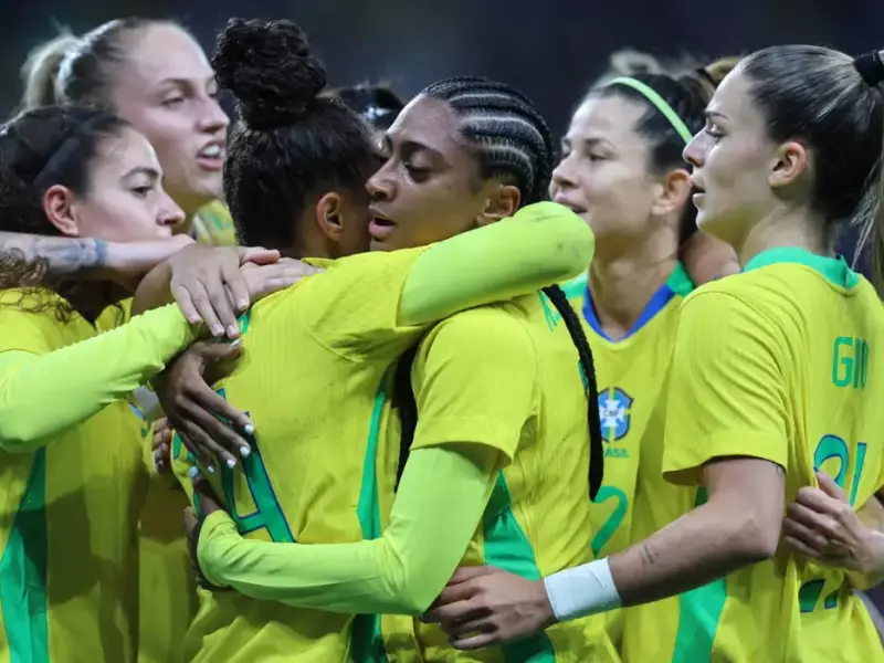 Copa feminina de 2027 no Brasil: tudo que você precisa saber sobre "novo round" CazéTV x Globo