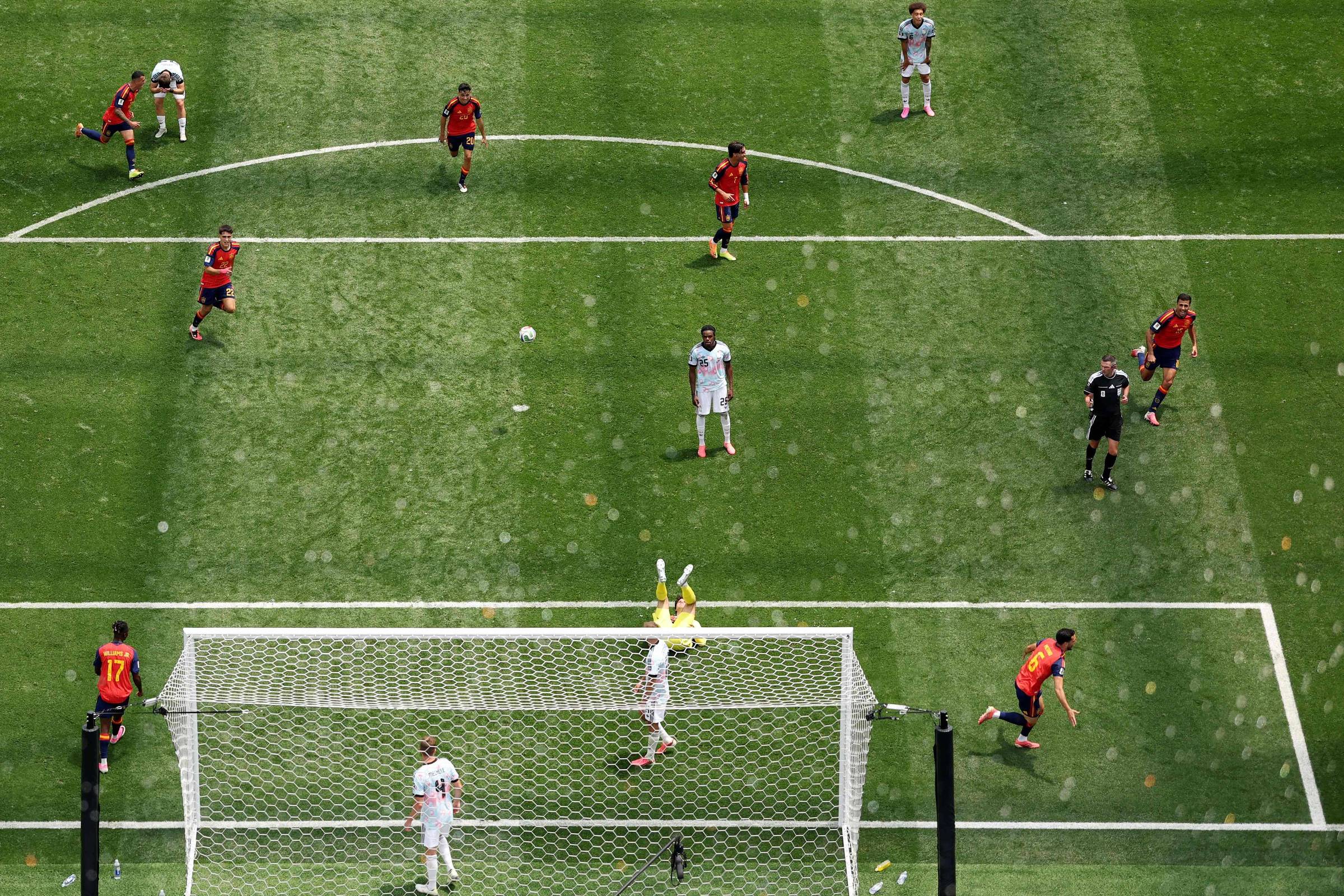 A lábia dos narradores de futebol