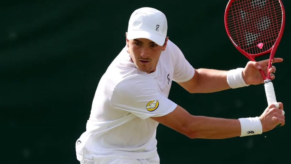 João Fonseca joga com Safiullin por melhor campanha em Wimbledon