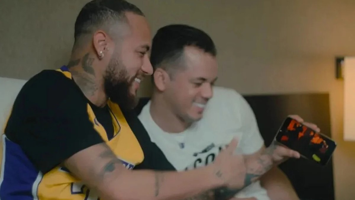 Neymar revela vídeo de Messi “encachaçado?