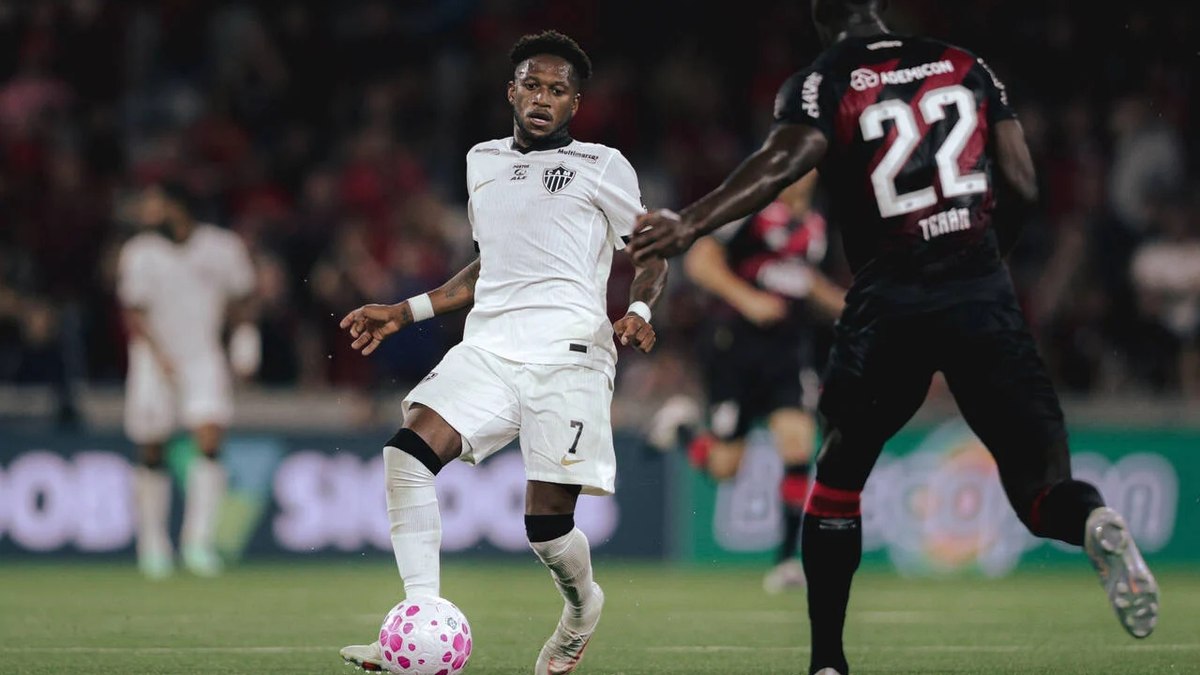 Lyanco de vilão a herói no 2 a 2 do Galo com o Furacão no PR