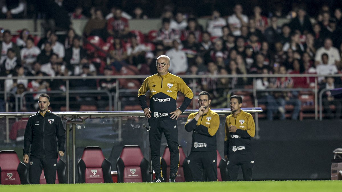 São Paulo corre risco de ser "iludido" por Dorival copeiro
