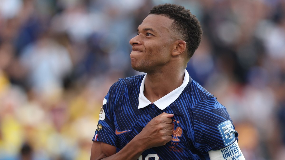 Mbappé sozinho fez mais gols do que o Brasil em Copas desde 2018