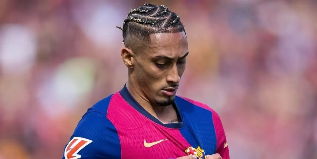 Raphinha é escolhido como capitão do Barcelona nesta temporada