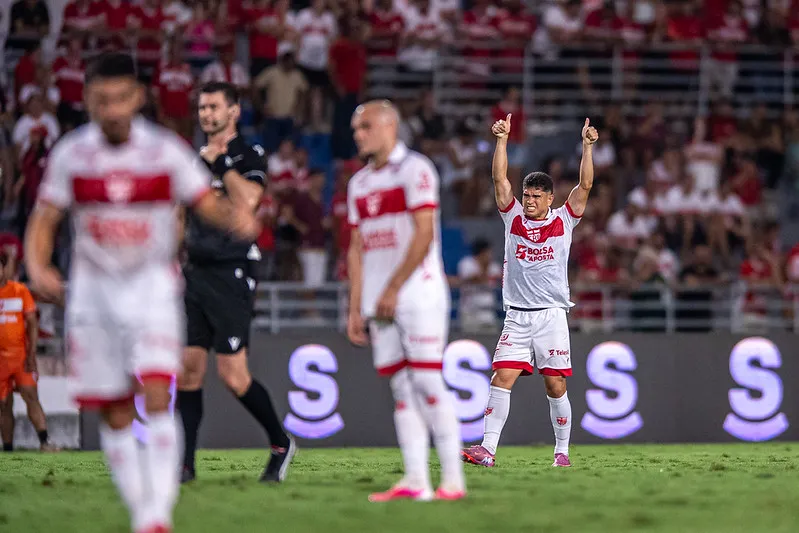 SÉRIE B: Atlético-GO e CRB encostam no G