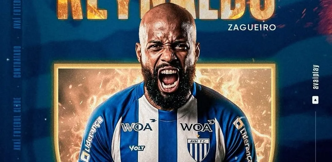 Avaí oficializa a contratação de ex