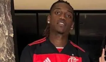Atacante da seleção portuguesa volta a 'flertar' com o Flamengo