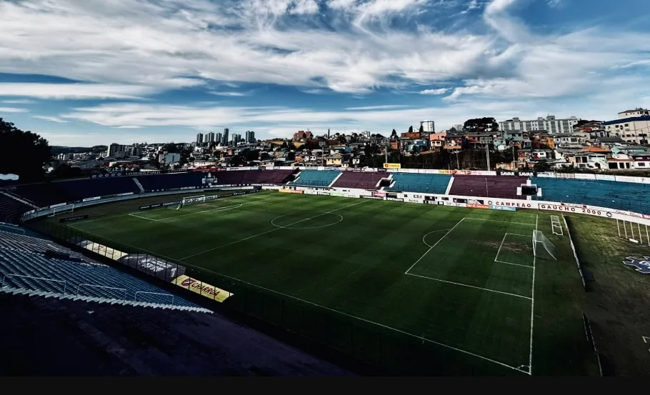 Caxias-RS 0 x 0 Floresta-CE - Tudo igual em duelo pelo G