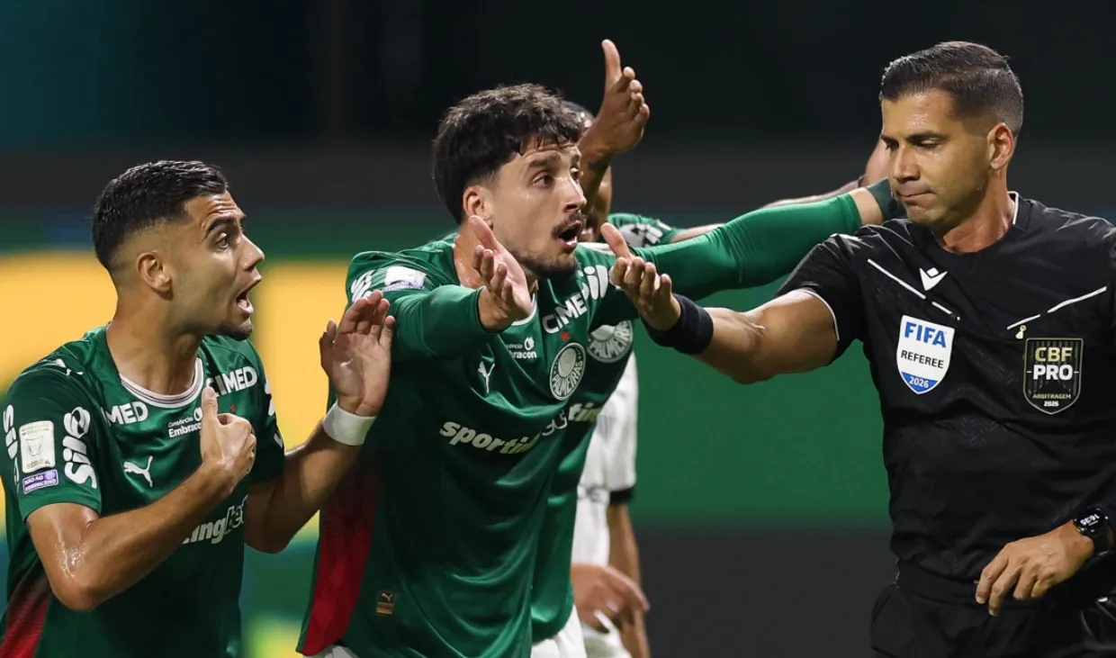Palmeiras perde e Flamengo empata rodada 20
