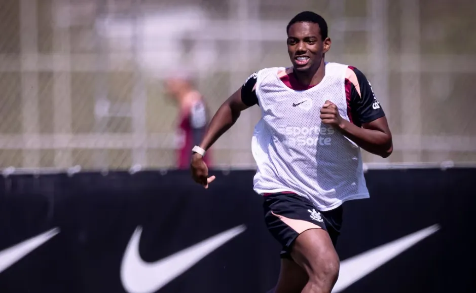 Corinthians tem desfalque de André contra o Red Bull Bragantino