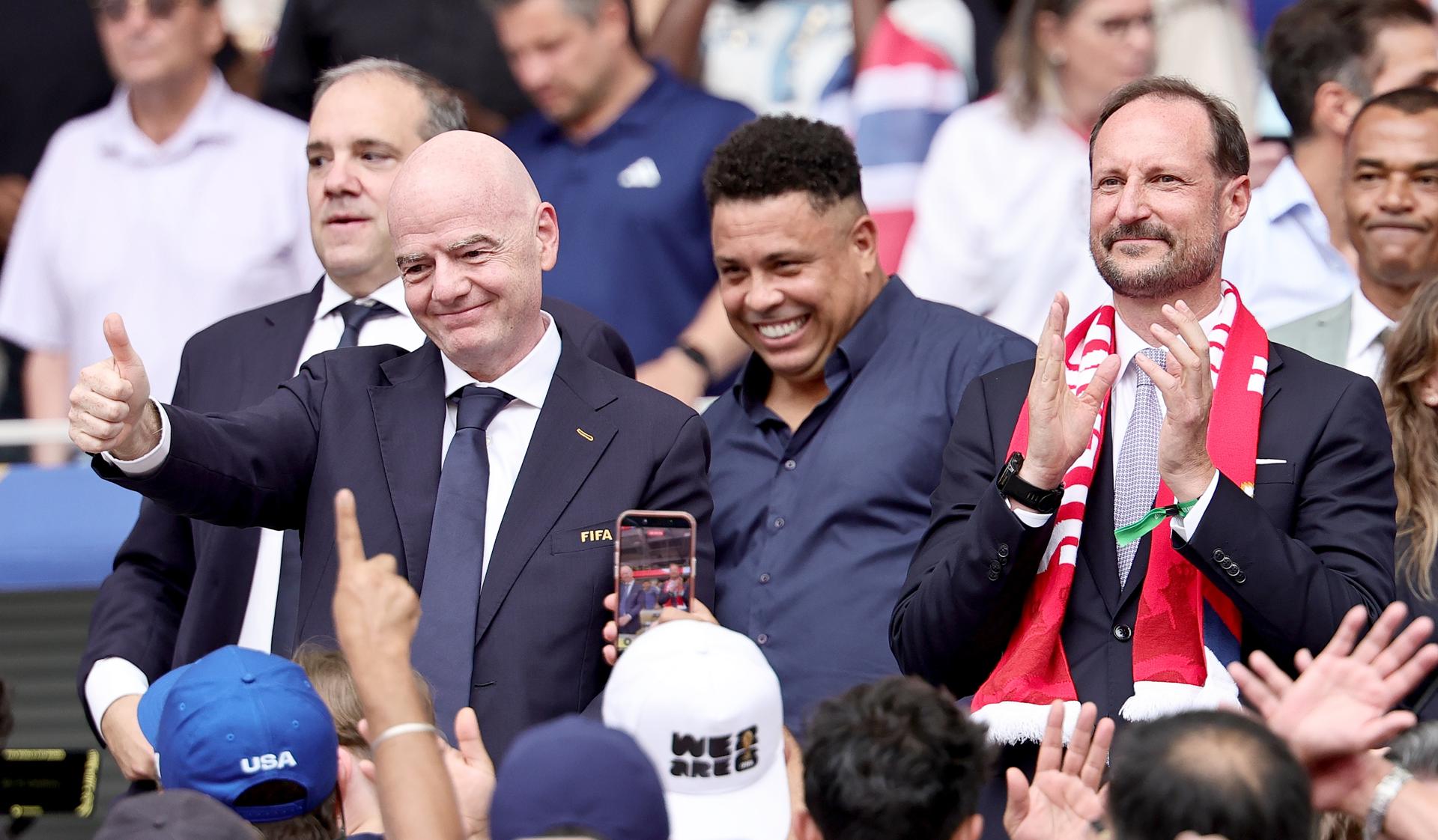 FIFA estuda Copa com 64 seleções em 2030