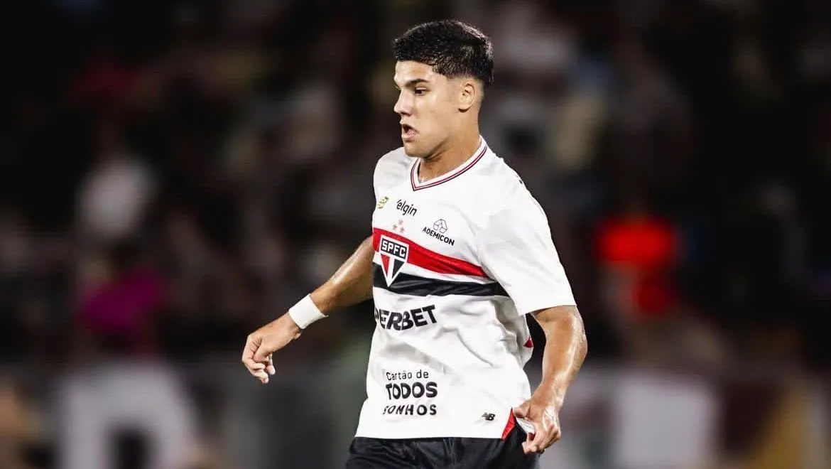 Lateral de time do Brasileirão é preso após atropelar e matar idoso de 84 anos