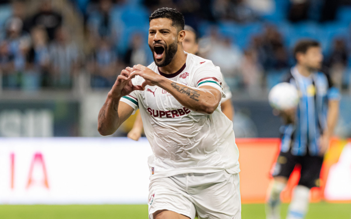 Hulk chega a 100 participações em gols no Brasileirão e se aproxima de Neymar