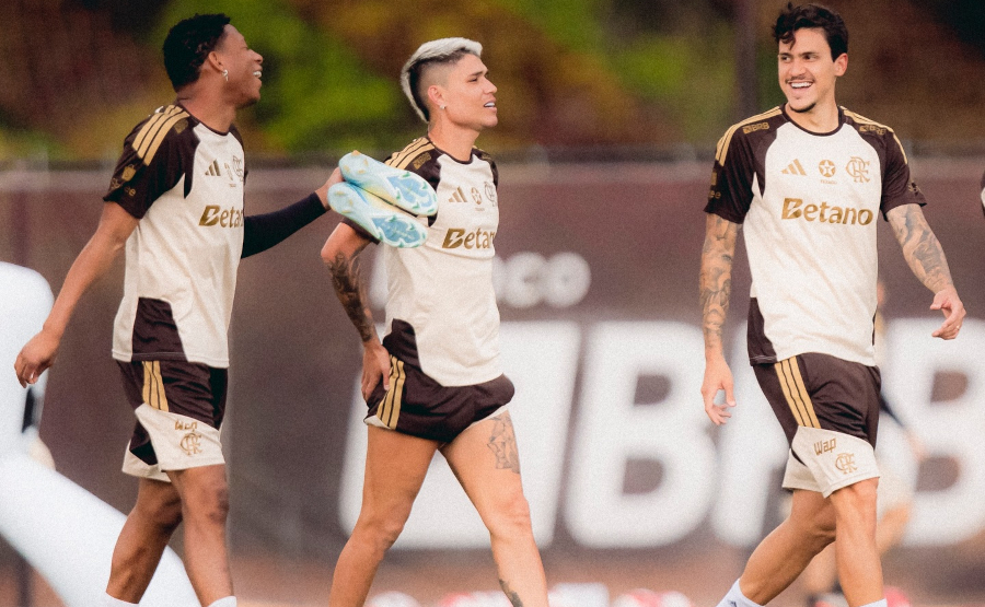 Flamengo pode ter até seis desfalques no retorno ao Brasileirão