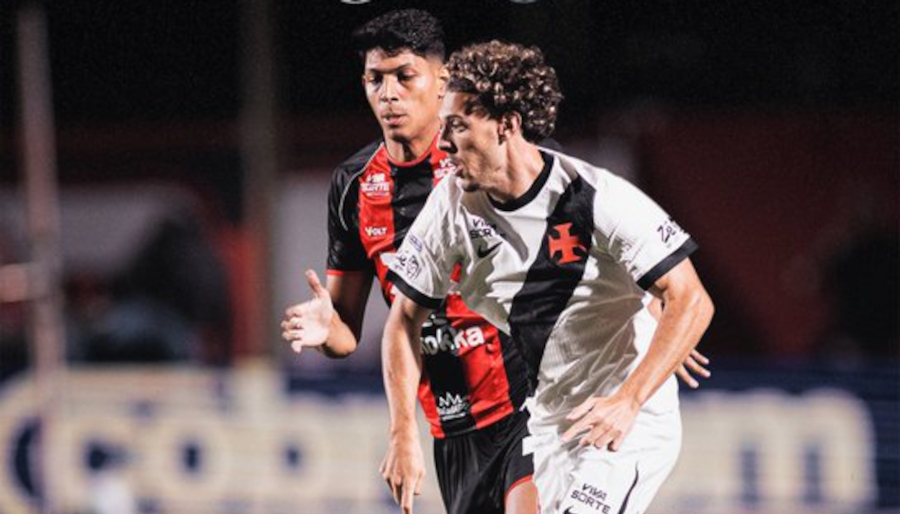Vitória bate o Vasco e estraga estreia de técnico português