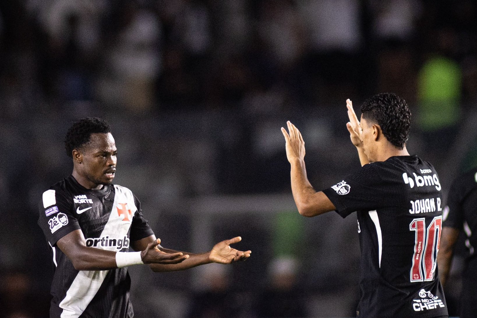Vasco busca empate com o Mirassol, mas segue no Z4 do Brasileirão