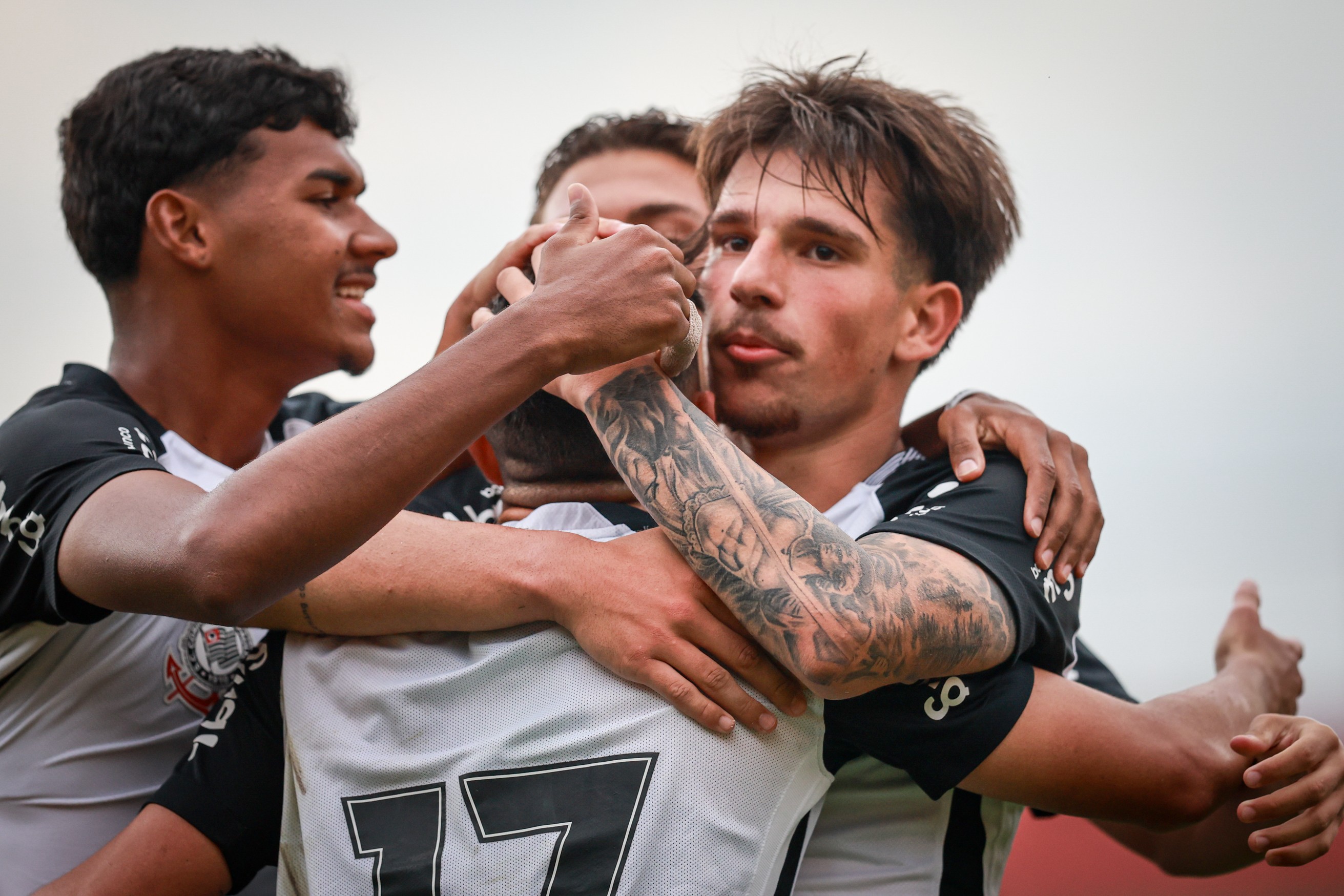 Flamengo x Corinthians: veja informações e prováveis escalações do jogo pelo Brasileiro sub-17