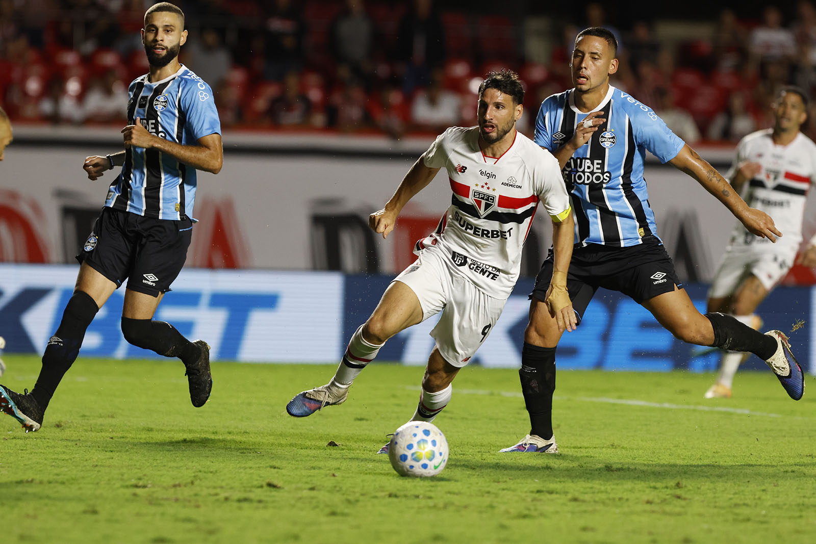 Grêmio x São Paulo: veja onde assistir ao jogo pelo Brasileirão