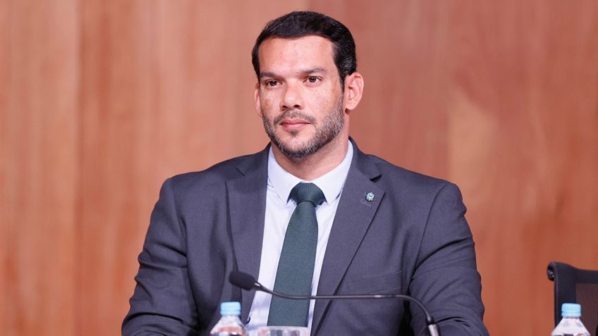 CBF convoca clubes para discutir liga única e regras do Brasileirão