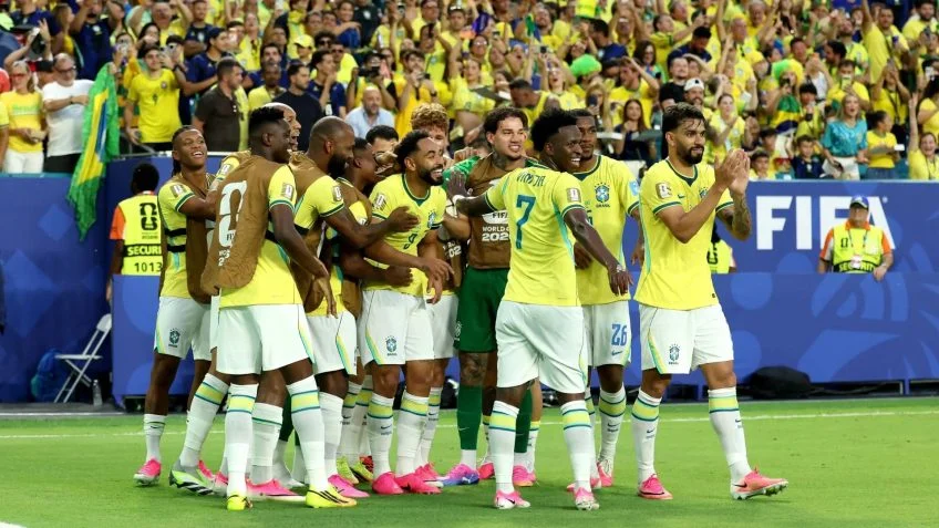 Deputado quer vetar jogadores que atuam fora do país na seleção
