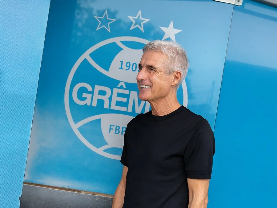 Grêmio fecha contratação de volante com dois títulos da Libertadores