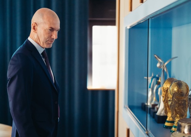 Federação confirma Zidane como novo técnico da seleção francesa