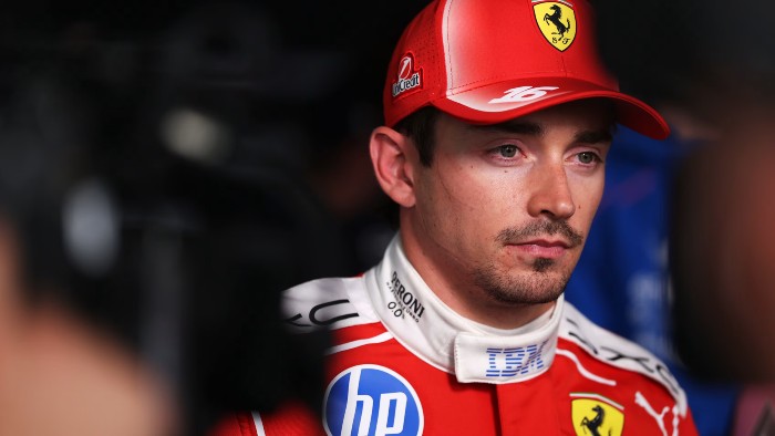 Leclerc vive fase mais difícil da carreira, diz Palmer