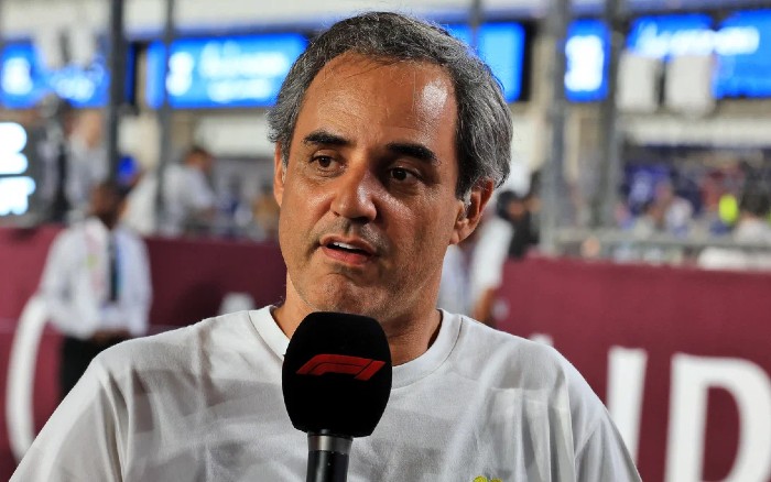 Montoya muda previsão sobre aposentadoria de Hamilton