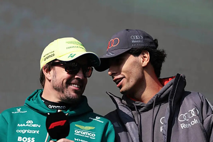 Bortoleto rebate críticas de Alonso ao regulamento de 2026