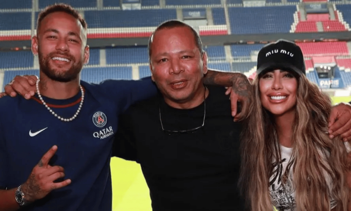 Pai e irmã de Neymar Jr. prestam homenagens emocionantes ao jogador