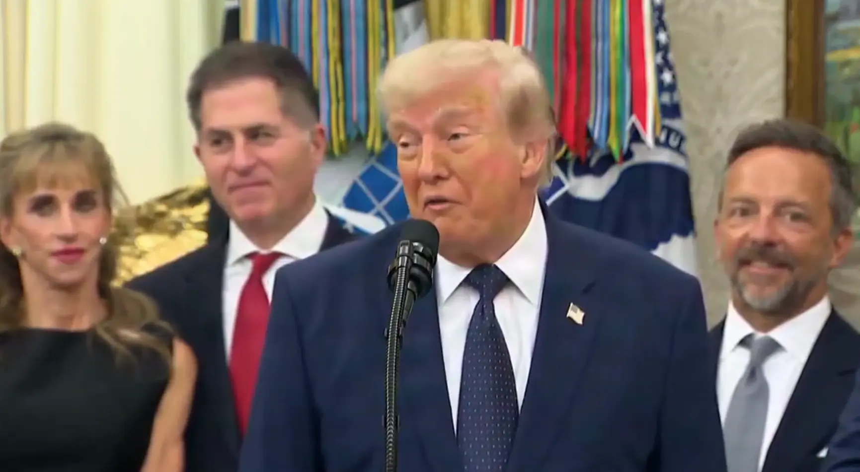 Trump não hesitará em usar o ICE contra árbitro brasileiro e outros atletas na Copa