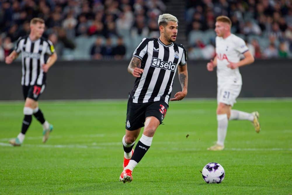 Arsenal avança por Bruno Guimarães e encaminha acordo com Newcastle por 100 milhões de euros