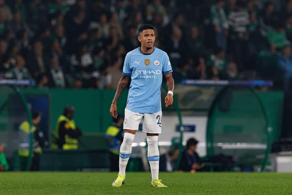Savinho não treina no City e força saída após oferta de R$ 600 milhões do Tottenham