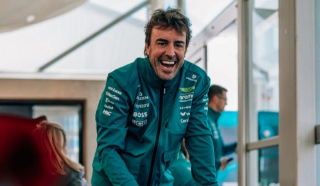 Fernando Alonso amplia marca na Fórmula 1 como piloto mais experiente do século ao fazer 45 anos
