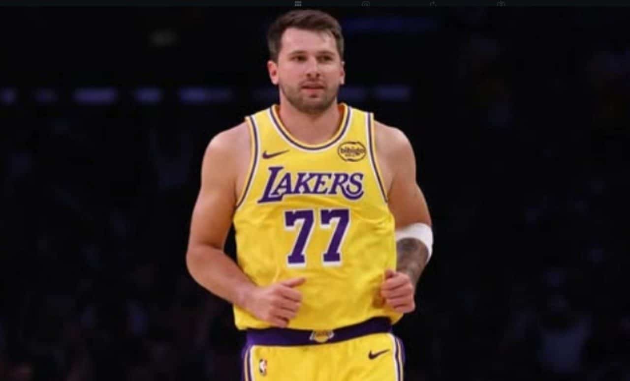 Luka Doncic compara a pressão de vencer nos Lakers com o Real Madrid e analisa temporada da NBA