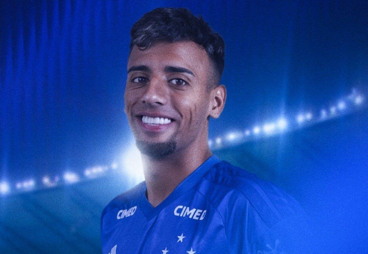 Cruzeiro anuncia contratação do atacante Lucho Rodríguez, ex